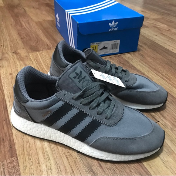 adidas iniki size
